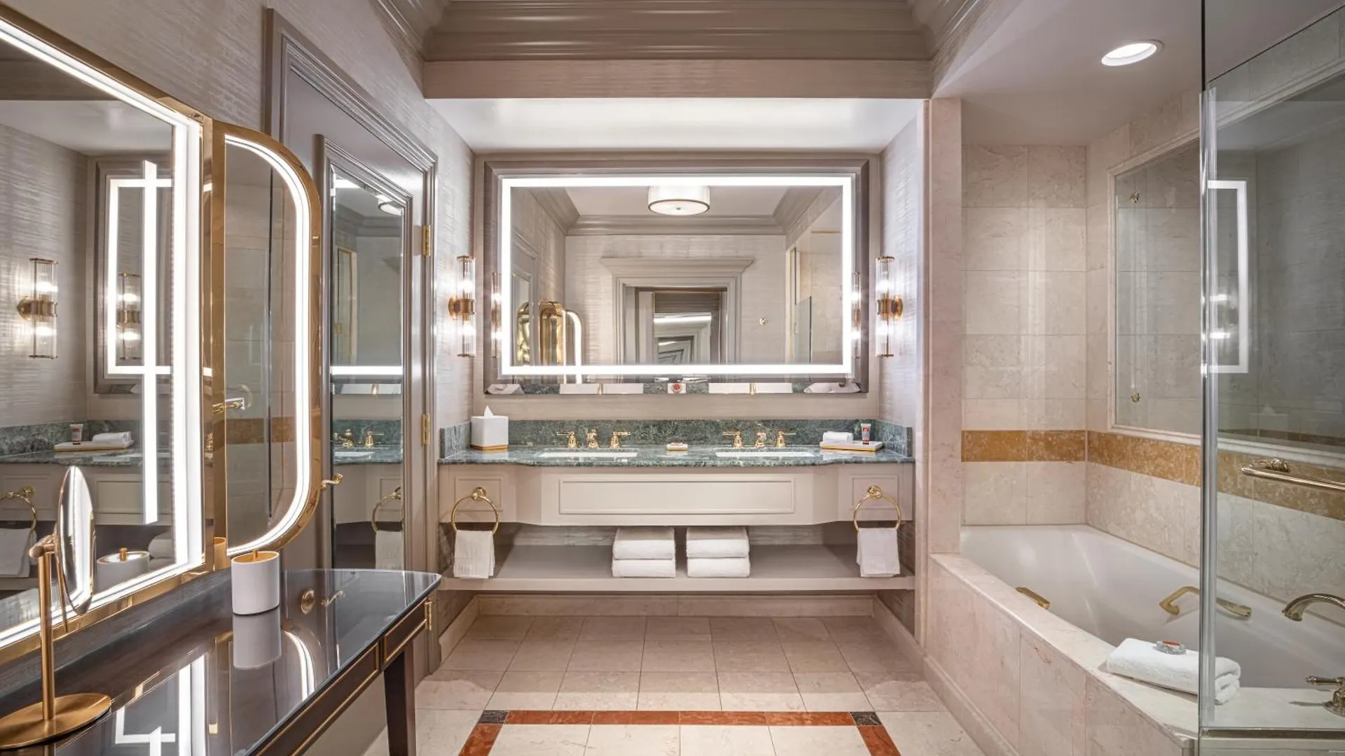 The Venetian Resort Las Vegas 5*,