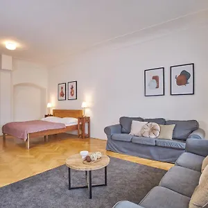 Aparthotel Charles Bridge Praha